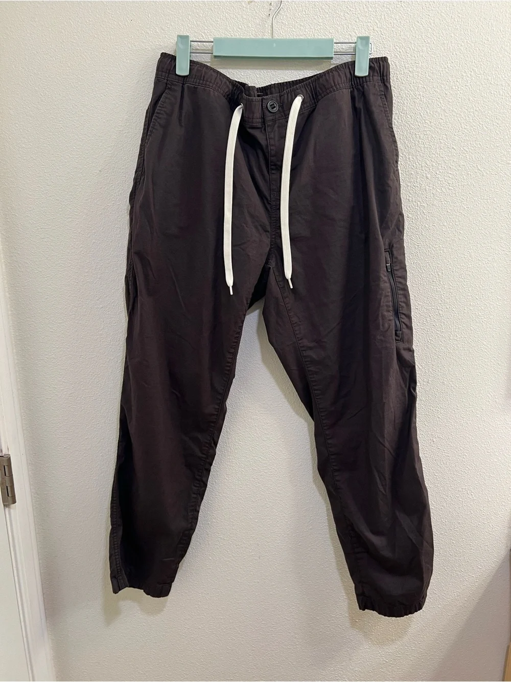 Quince Organic Stretch Cotton Ripstop Straight Leg Pants in Steel